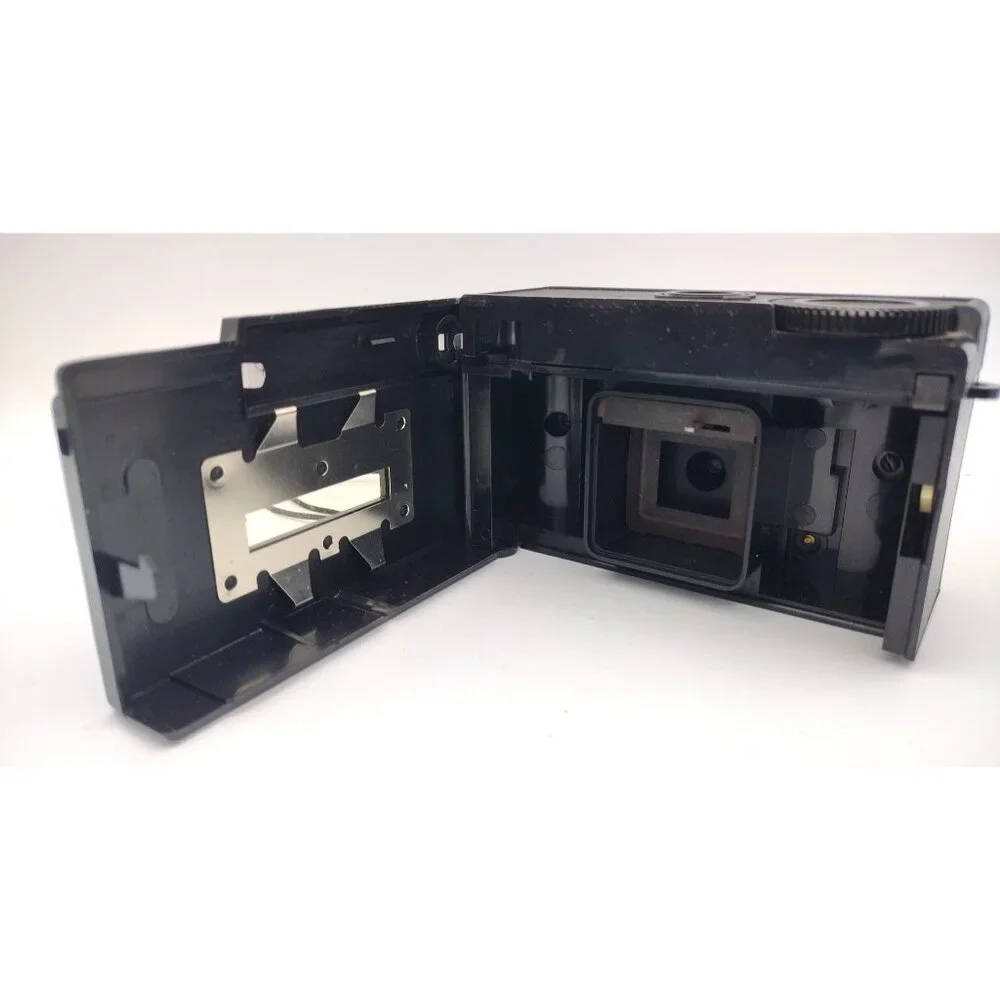 Magimatic Magicube Vintage Camera X50 Has Case 1970s UNTESTED Display For Parts